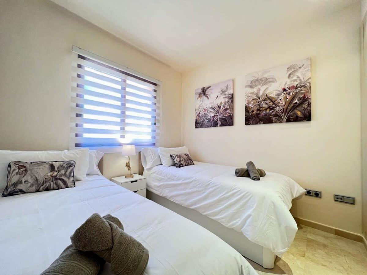 Modern 2 Bedroom Beachside Apartment Nr72 로스알카자레스 외부 사진
