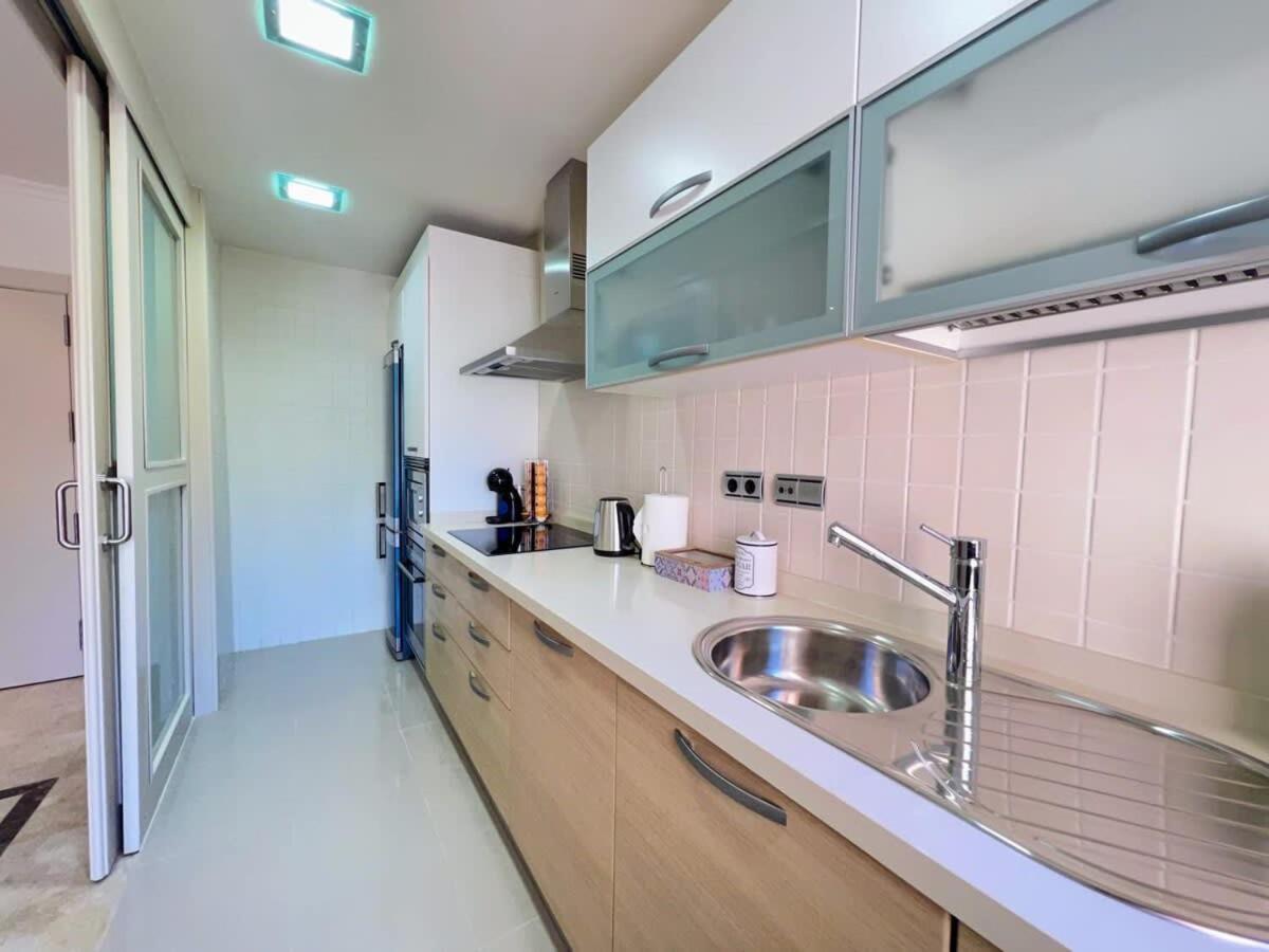 Modern 2 Bedroom Beachside Apartment Nr72 로스알카자레스 외부 사진